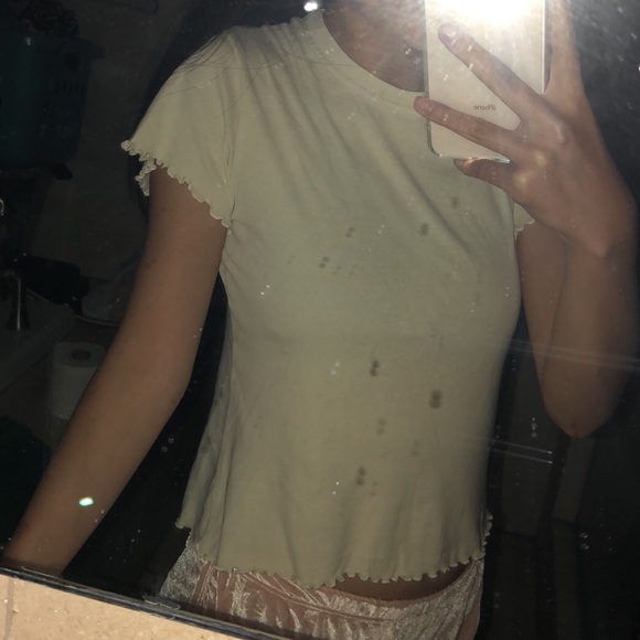 Yellow lettuce tee - Picture 2 of 5